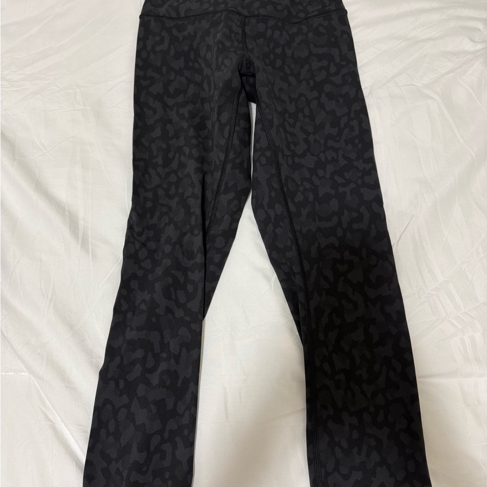 Lululemon Athletica Wunder Under Super High Rise Tight 28” Full On Luxtreme